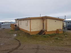 00-0-Copr_2018-Qaumariaq_Inuqtaqat.jpg
