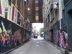 03-graffiti-alleyt.jpg