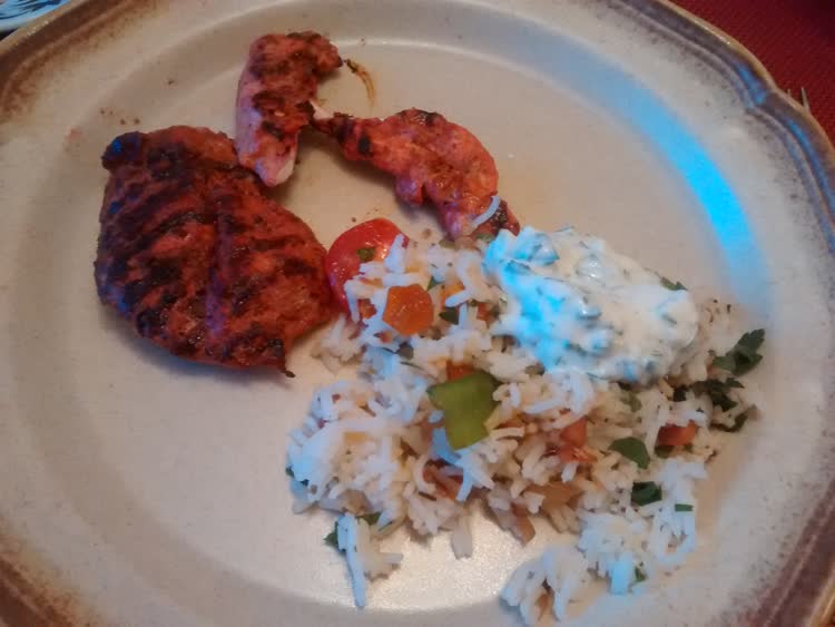 Tandoori chicken with veggie rice and tzaziki