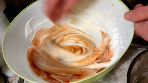 Mixing whipped cream and Fairytale syrup